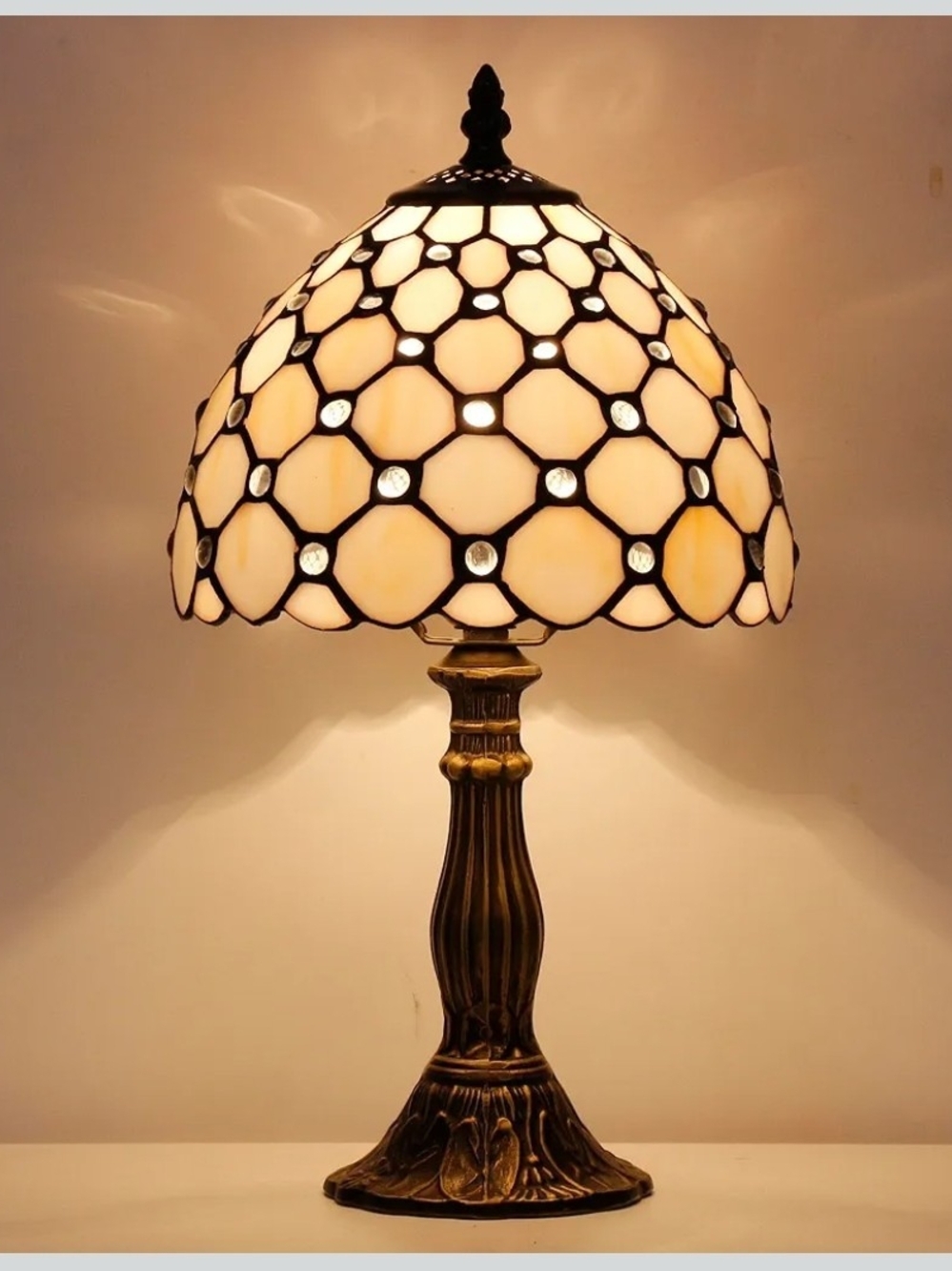 Vintage Tiffany Style Stained Glass Desk Lamp Pearl Bead Nightstand Light - Picture 9 of 9